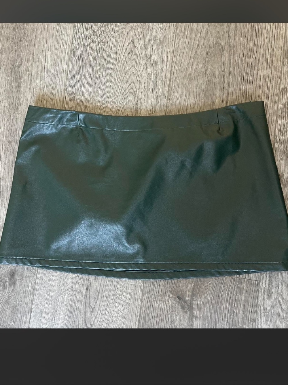 Miaou Green Faux Leather Skirt